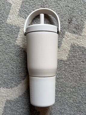 Brumate Resa 25oz Water Bottle in Dune